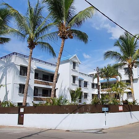 Les Cerisiers - Exclusive Beach Residence - 3 Bedroom Modern Apartment, Flic-en-Flacq Extérieur photo