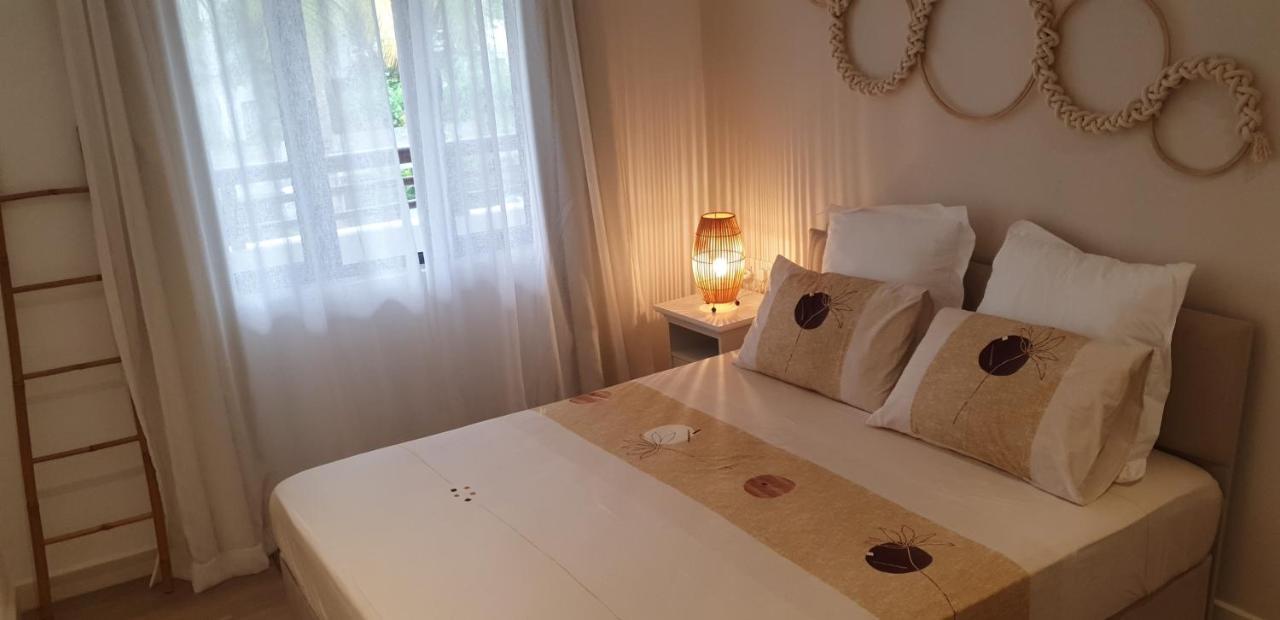 Les Cerisiers - Exclusive Beach Residence - 3 Bedroom Modern Apartment, Flic-en-Flacq Extérieur photo