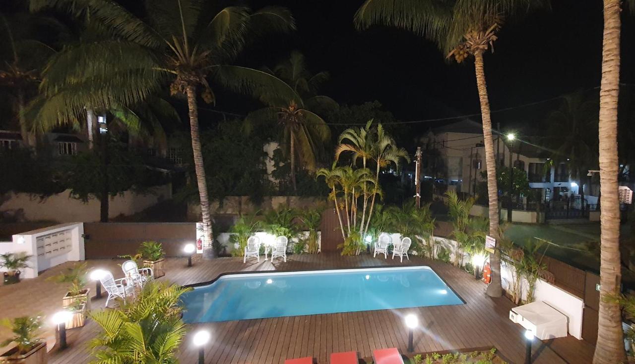 Les Cerisiers - Exclusive Beach Residence - 3 Bedroom Modern Apartment, Flic-en-Flacq Extérieur photo